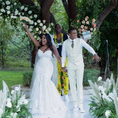 Niecy Nash and her wife Jessica Betts at their wedding.